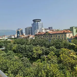 Appartamento Penthahouse Shallvare, Tirana